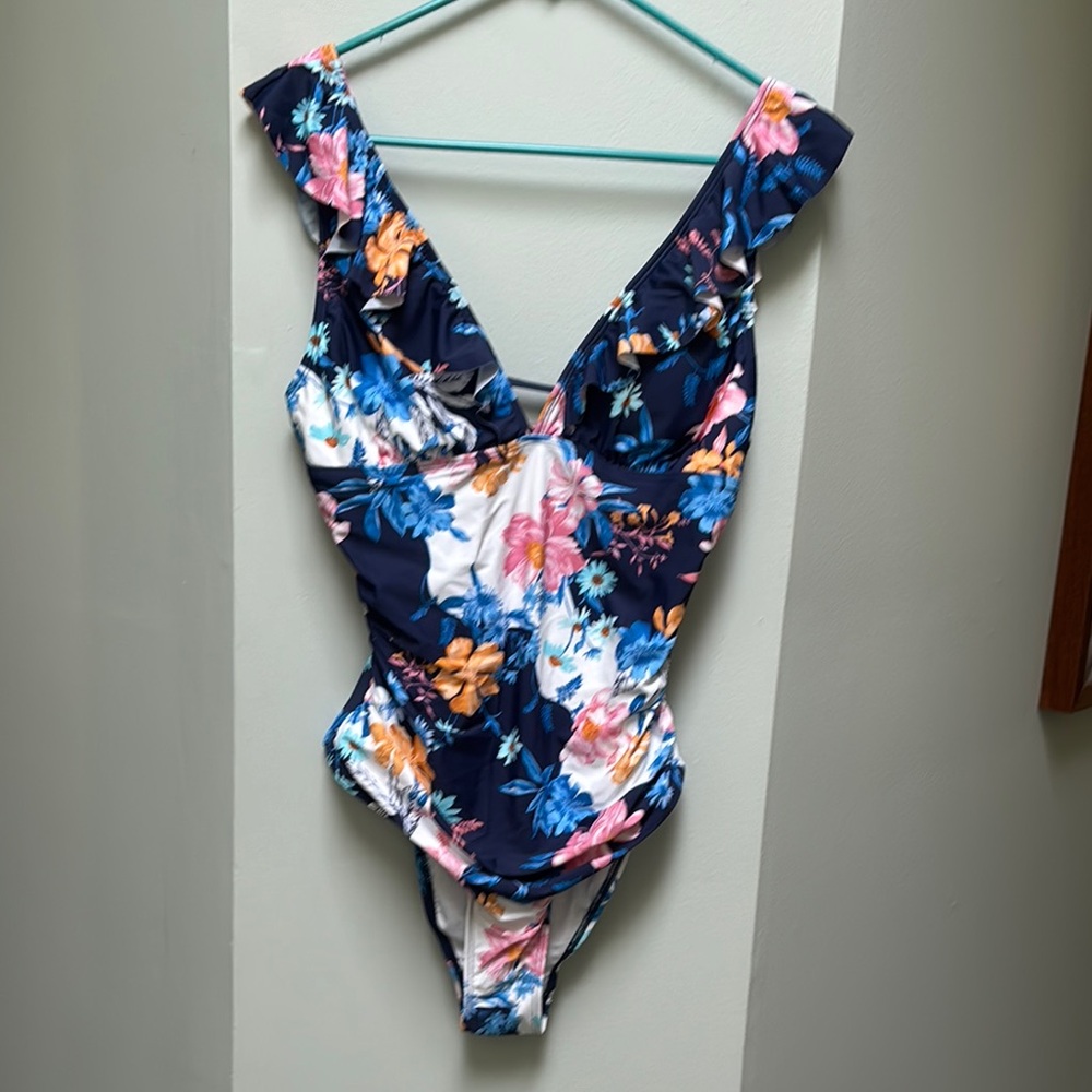 Cupshe One-Piece Swimsuit
